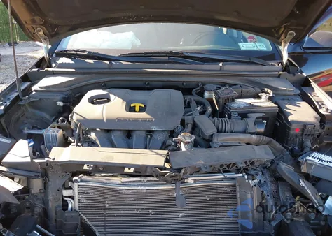 2020 Hyundai Elantra Value Edition z USA, uszkodzony, nr VIN 5NPD84LF9LH519041